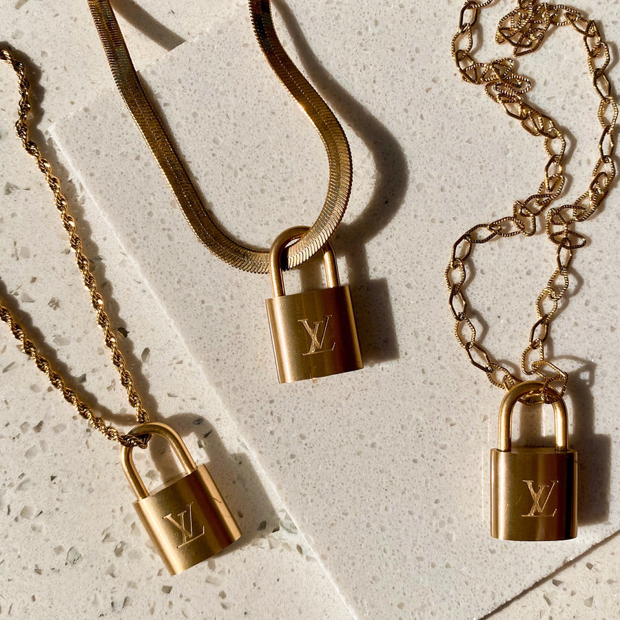 Smag håndtag samtidig Versailles LV Lock Chain Necklace – KISMET SHOWROOM