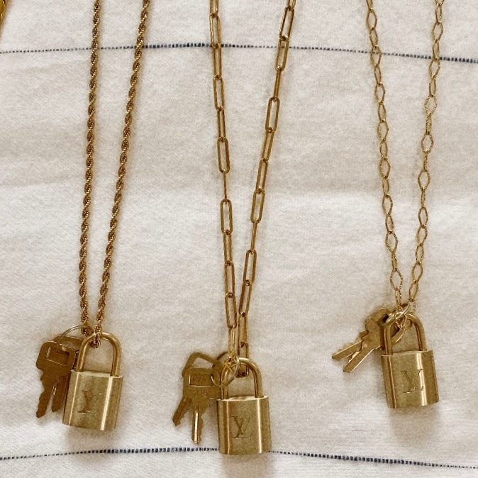 Paris LV Lock Chain Necklace – KISMET SHOWROOM